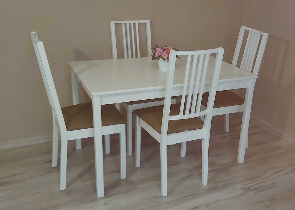 Stół drewniany + 4 krzesła – komplet do jadalni, dostawa możliwa