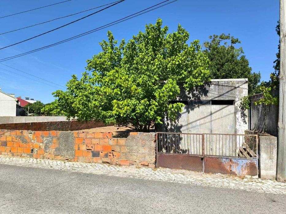 lote terreno com projecto iniciado