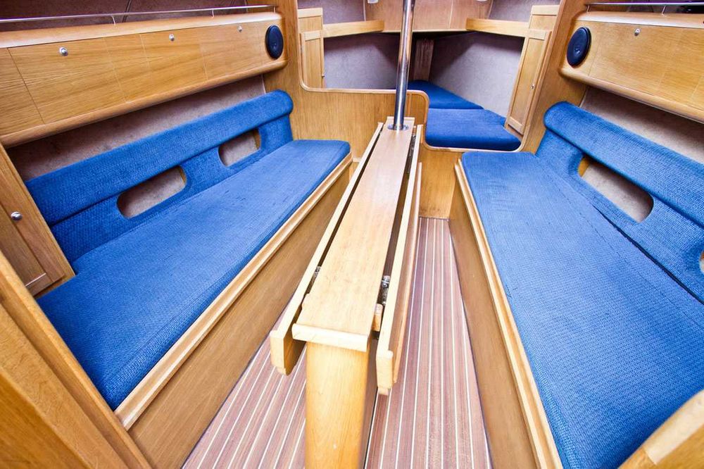 Jacht żaglowy Phobos 25