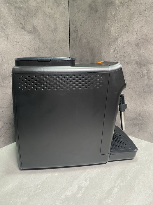 Кавомашина Philips EP220/10! N3086