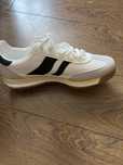 Adidasy nowe rozm 40
