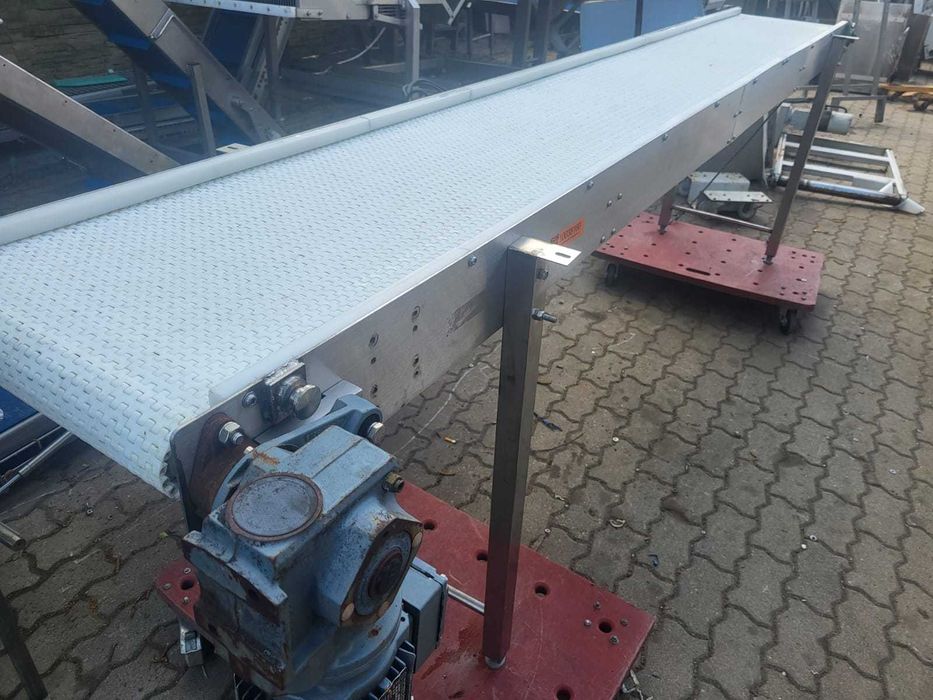 przenośnik taśmowy 1000 szt na stanie