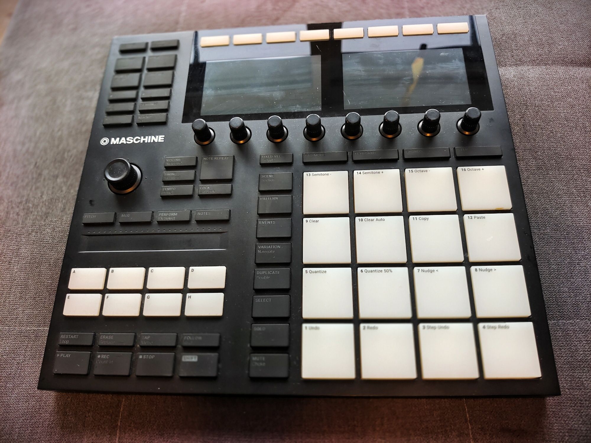 Native Instrument MK3