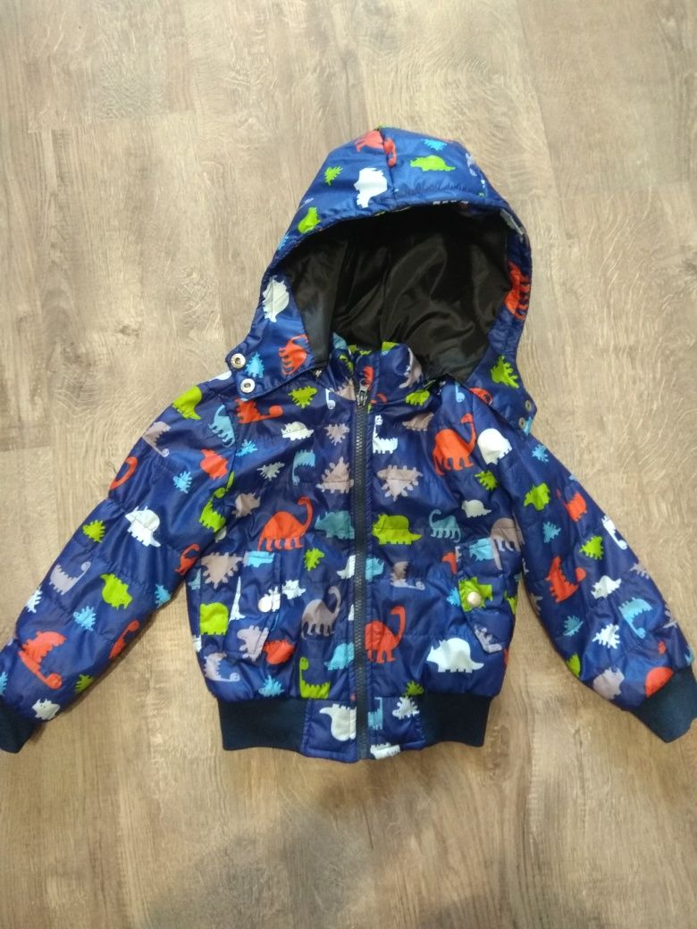 Курточка для мальчика 4-5 лет