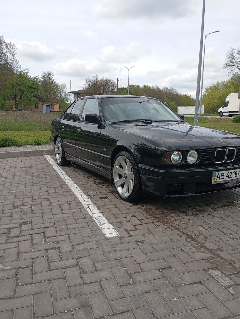 Продам BMW E34 M50B25