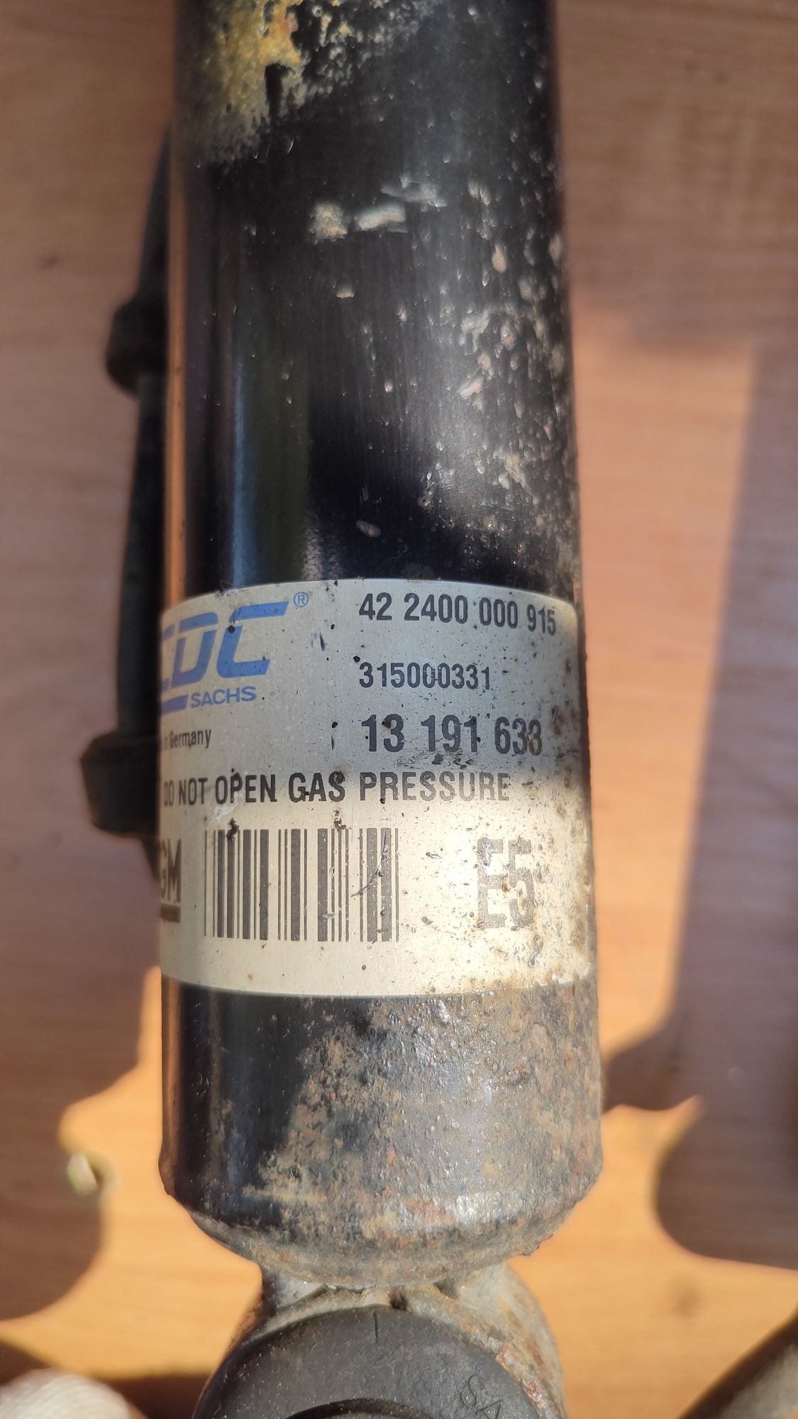 Amortyzatory opel astra H CDC , IDS tył lewy prawy
