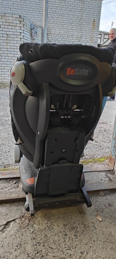 Дитяче автокрісло BeSafe Isofix