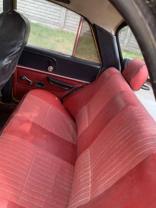 Москвич 2140 на полном ходу