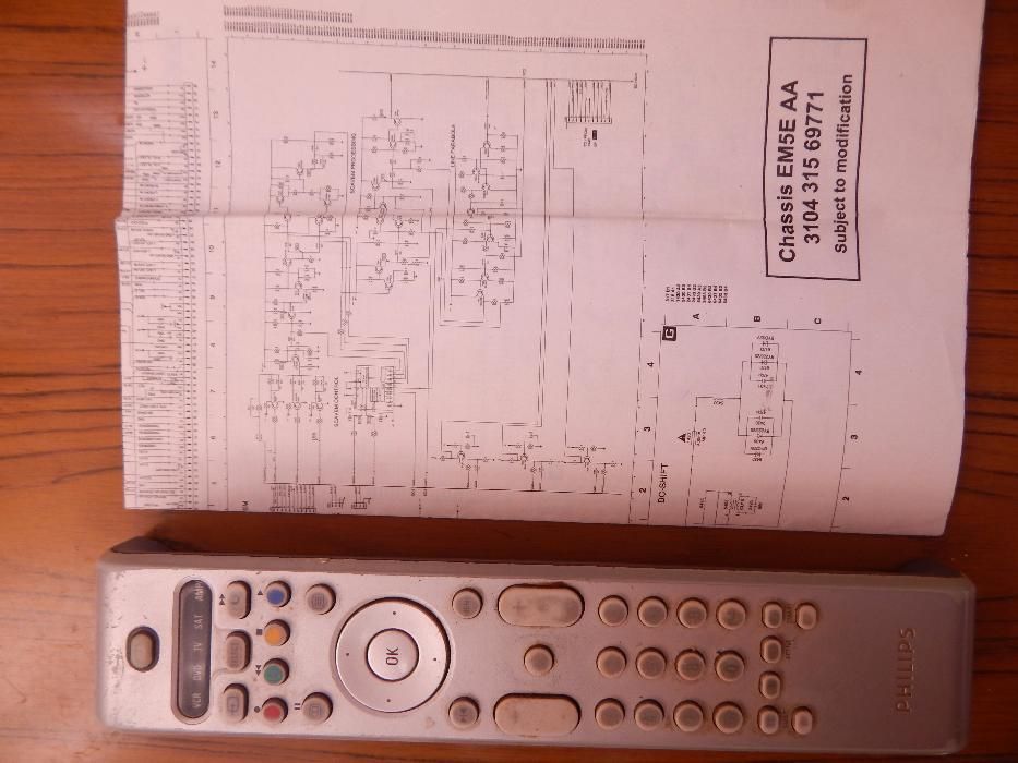 На телевизор Philips 9009/12, схема ремонта, пульт, инструкция .