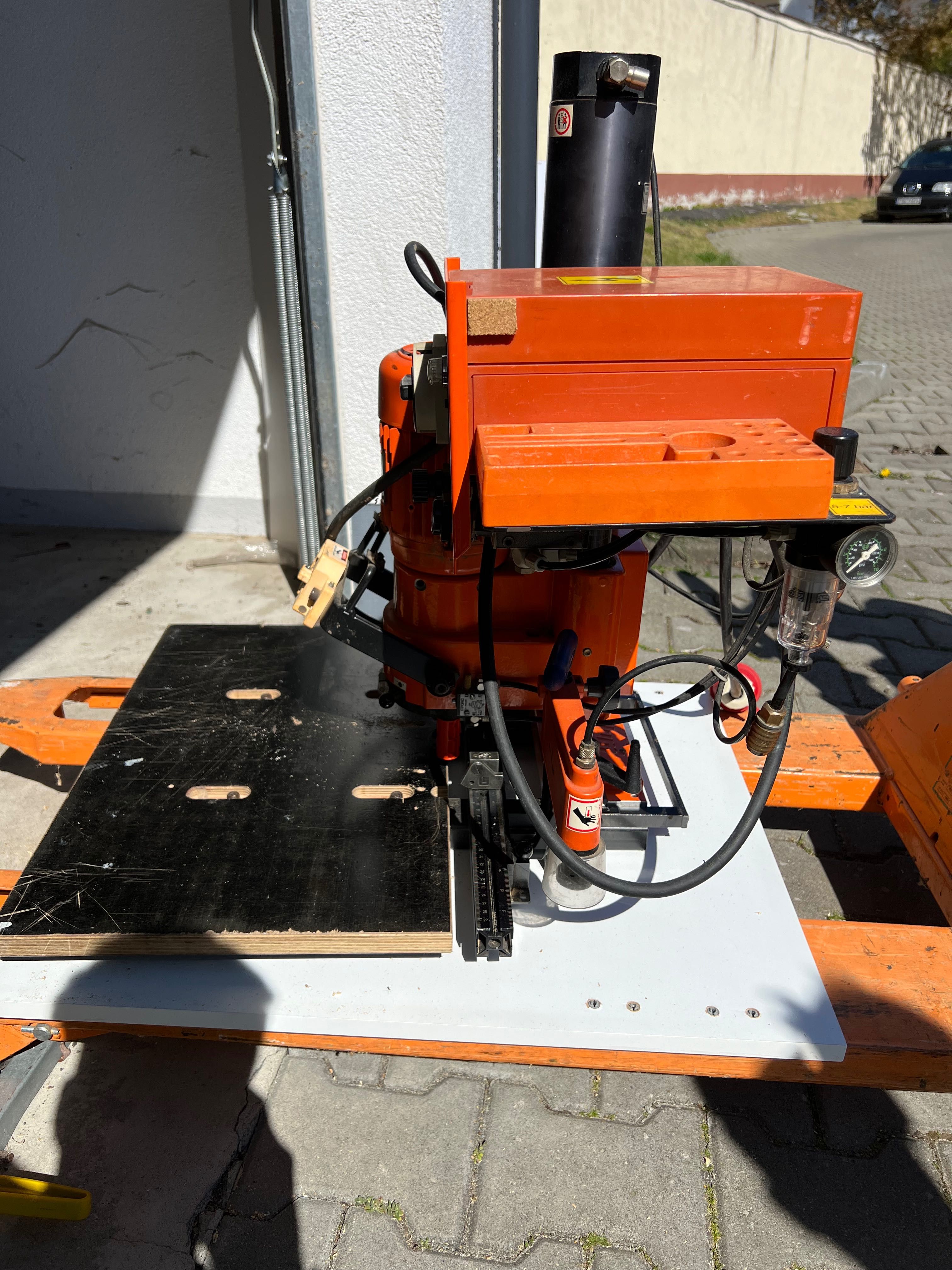 Blum mini press P  + głowica
