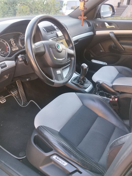 Продам легенду Шкода А5 рс