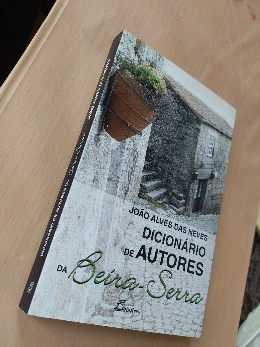 Livro joao Alves das Neves dicionario de autores da Beira serra
