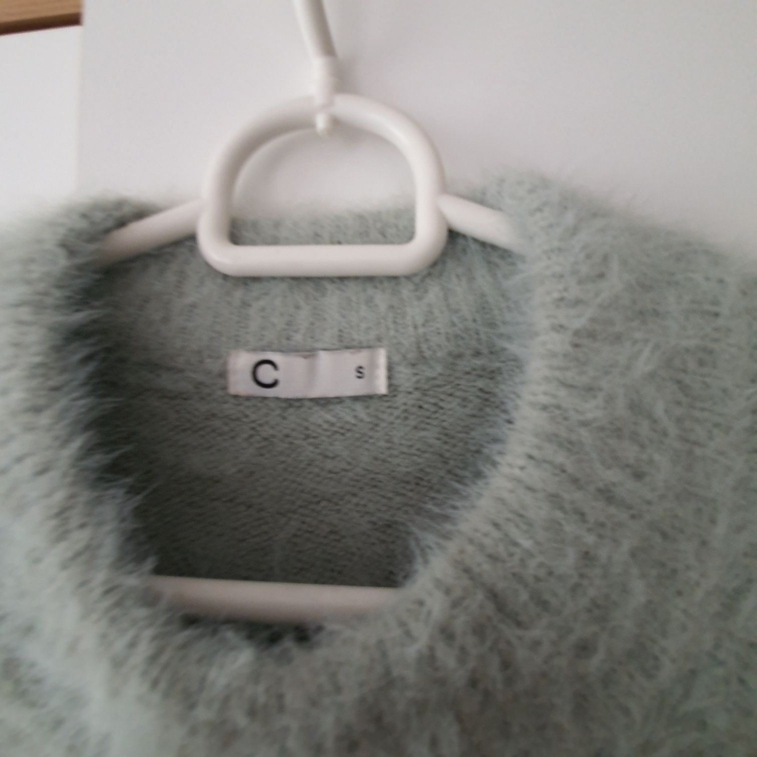 Sweter bardzo ciepły