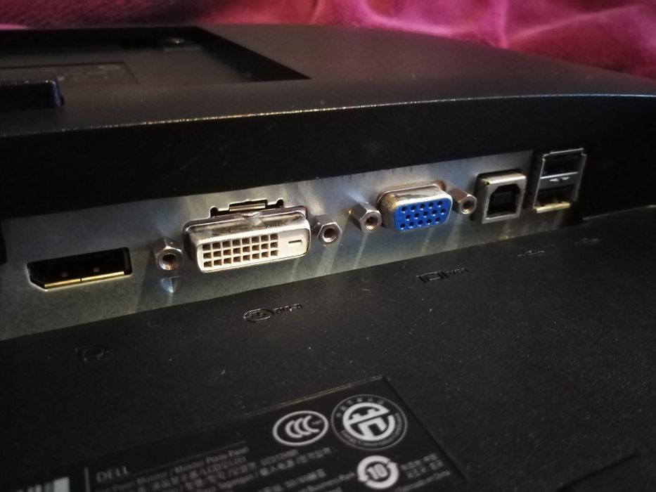 Monitor DELL 23 polegadas FullHD