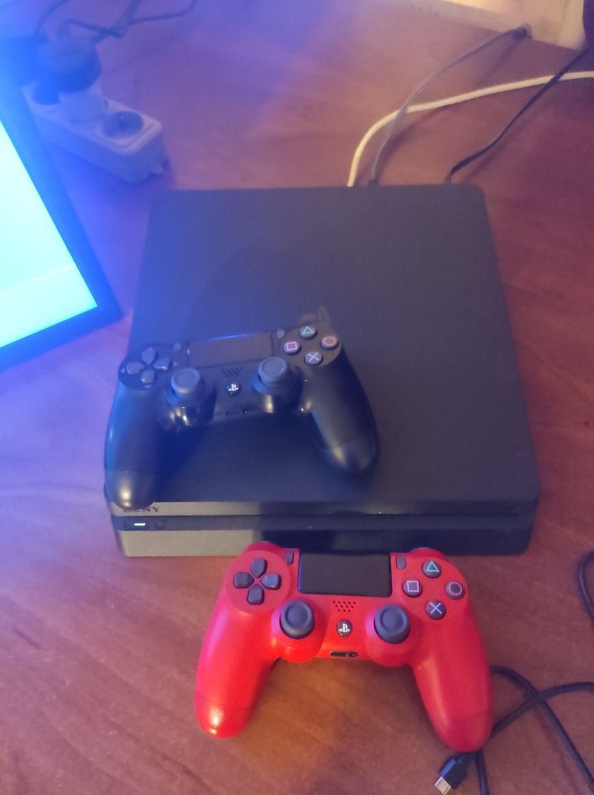PS4 слімка два джойстика як нова