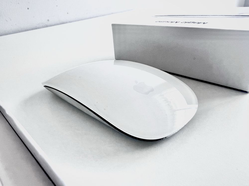 Apple Magic Mouse 2 (оригінальна миша від Apple)