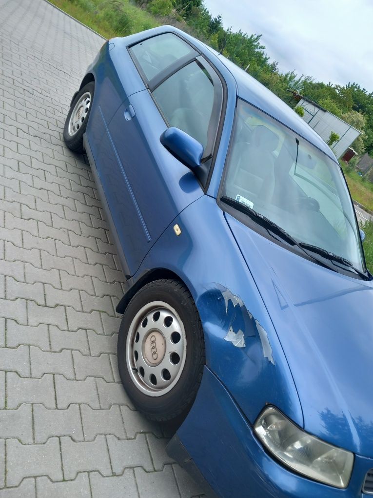 Sprzedam audia3 1.6 z gazem