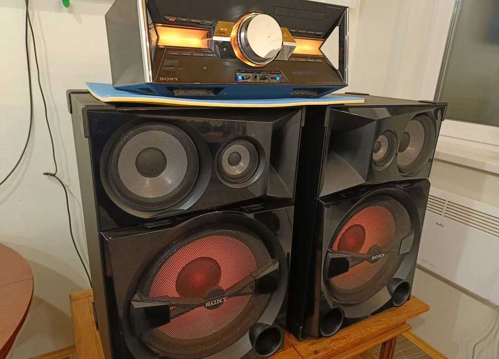 Centrum muzyczne Sony Shake 7