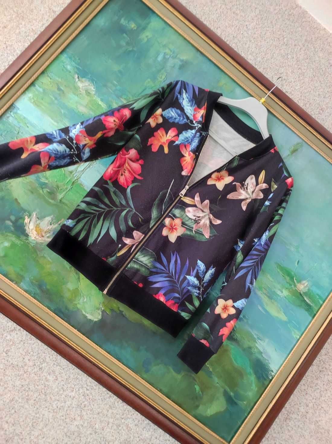 kurtka bomberka bluza zasuwana w kwiaty  floral