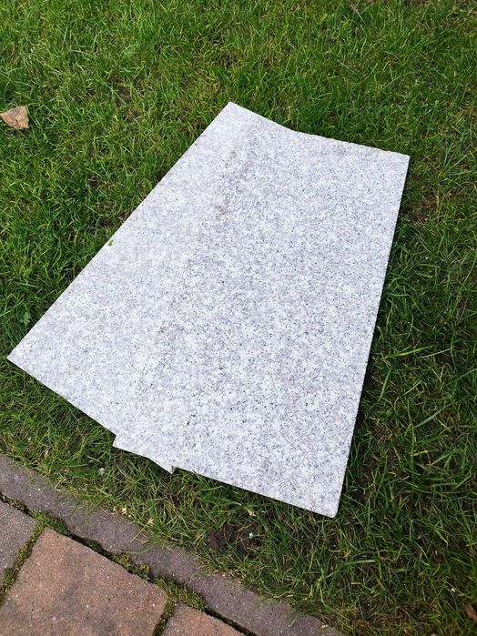 Płytki Granitowe Królewski Brąz płomieniowany 61x30,5x1,2 cm