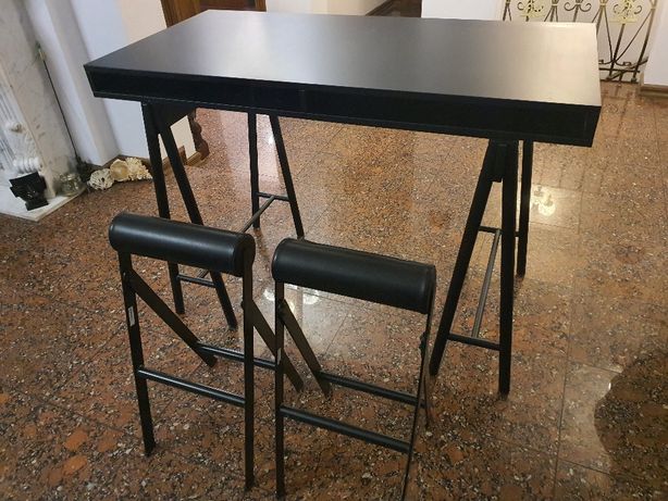 Stół i dwa taborety barowe (komplet) - IKEA