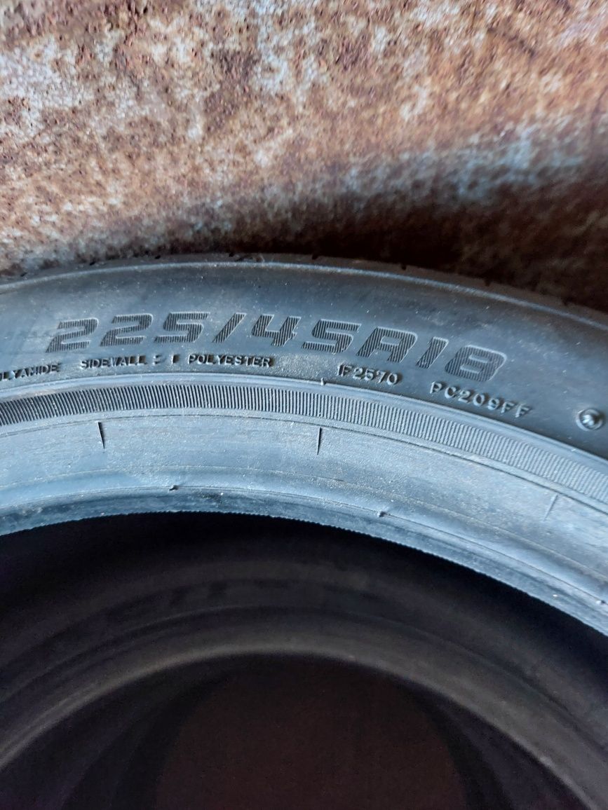 Opony letnie 225/45/18 Falken