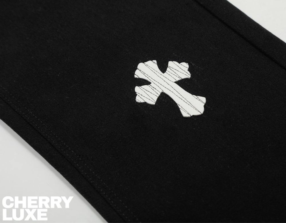 Джинси Chrome Hearts