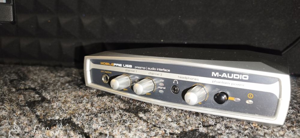 Аудіоінтерфейс,звукова карта M-Audio