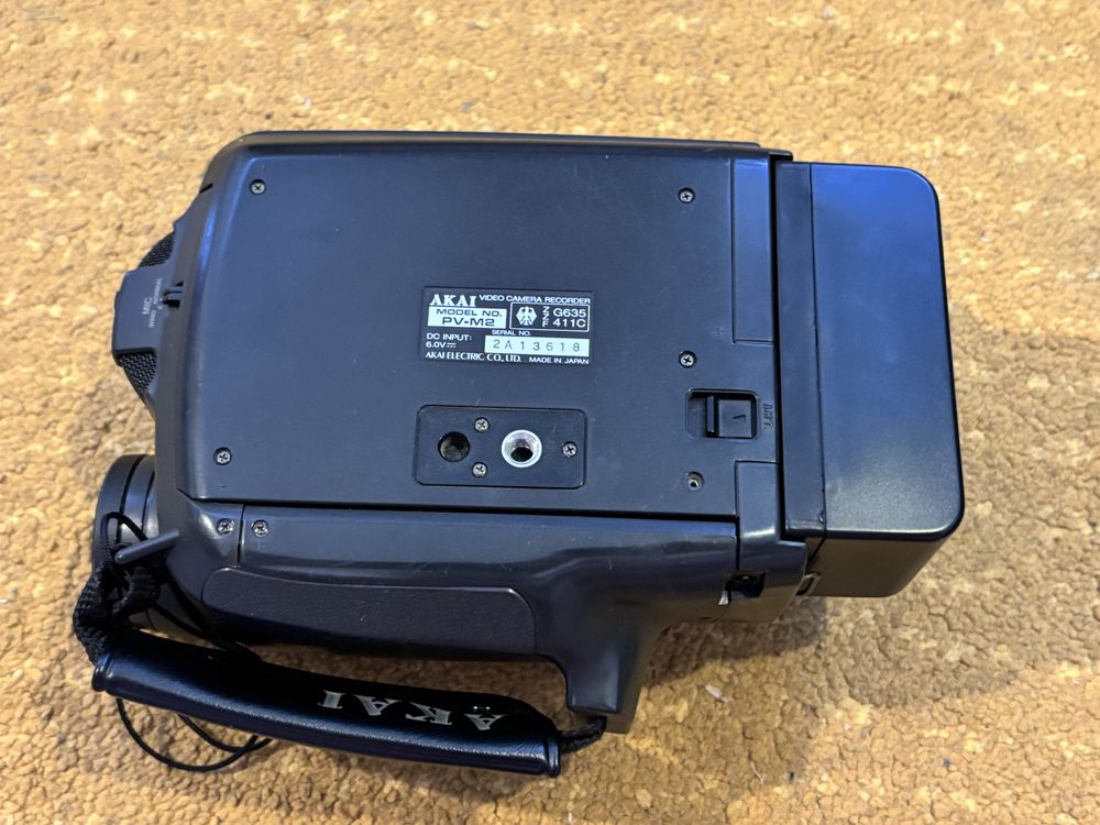 Akai PV-M2