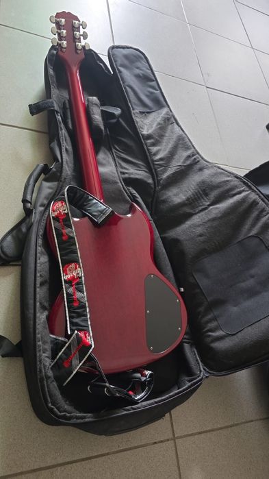 Guitarra  EPIPHONE SG .