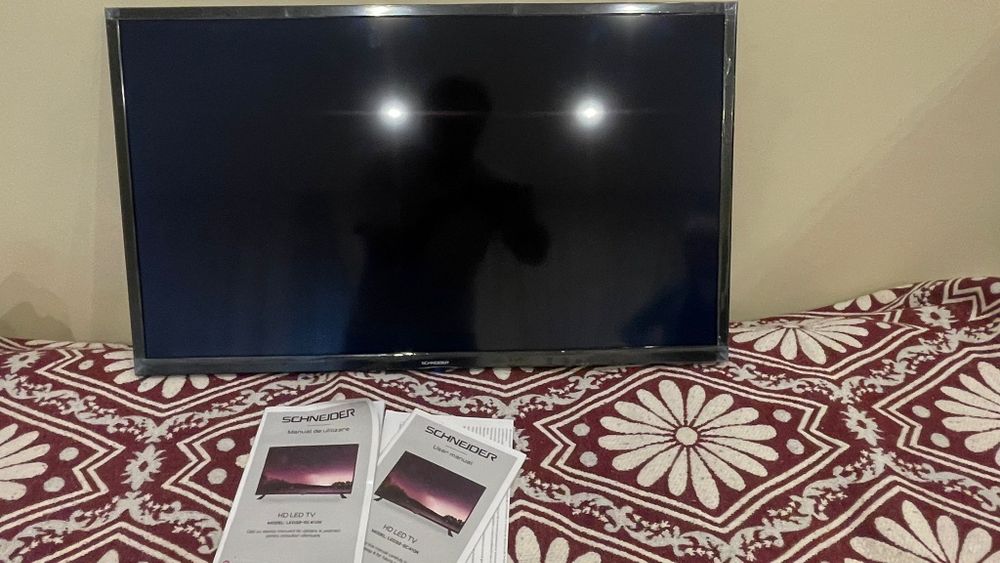 LCD HD schneider  32"