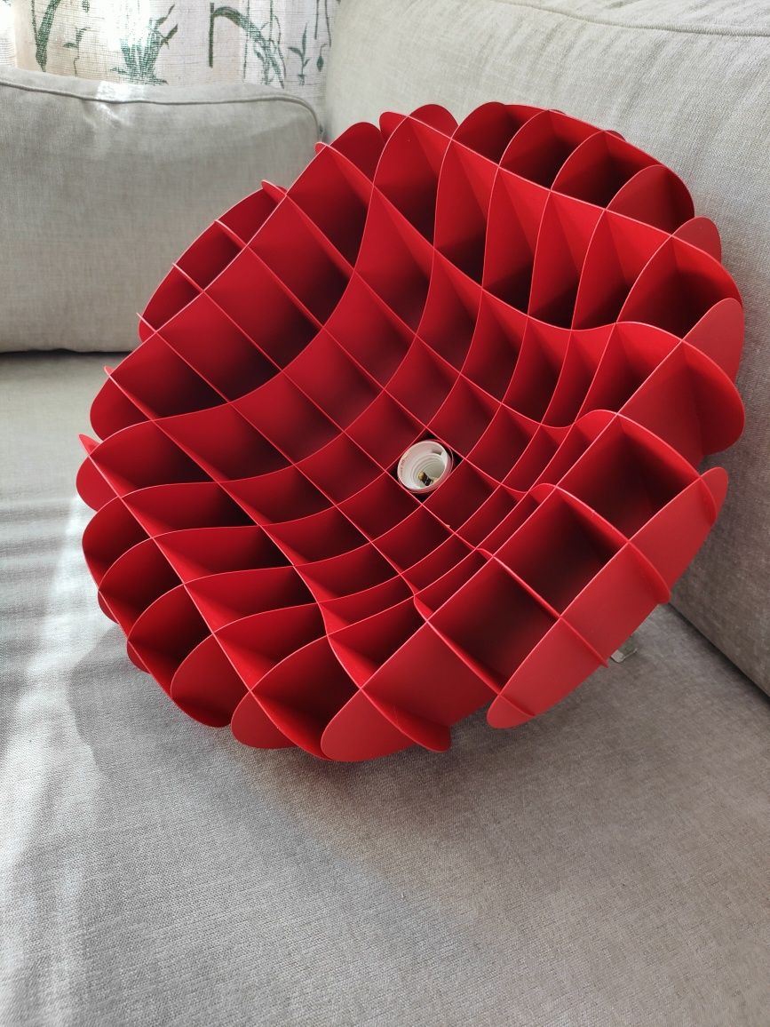 Lampa wisząca czerwona metalowa