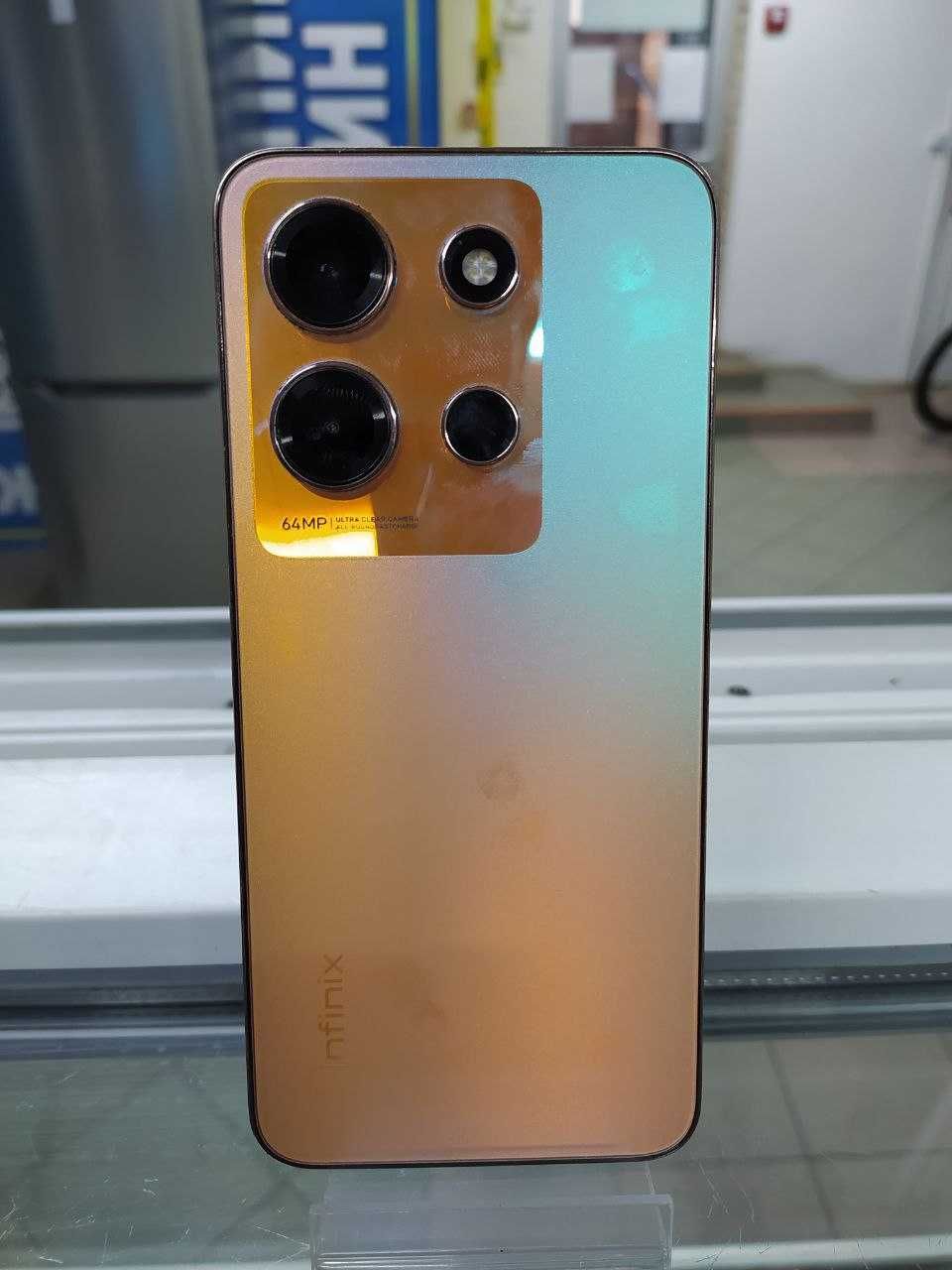 Мобільний телефон INFINIX  NOTE 30 8/256GB