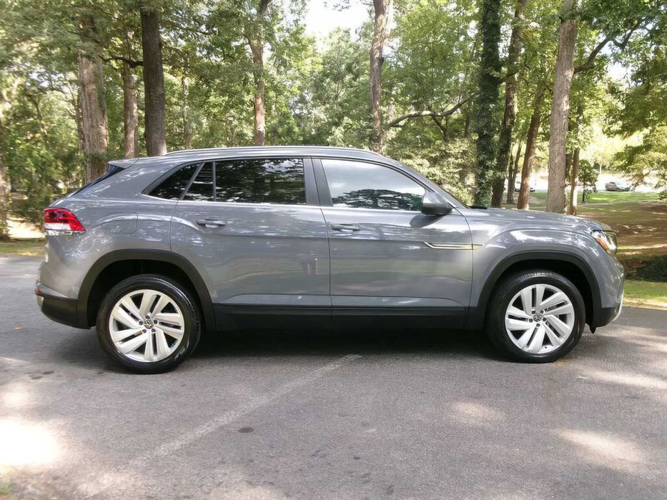 Volkswagen Atlas      2022