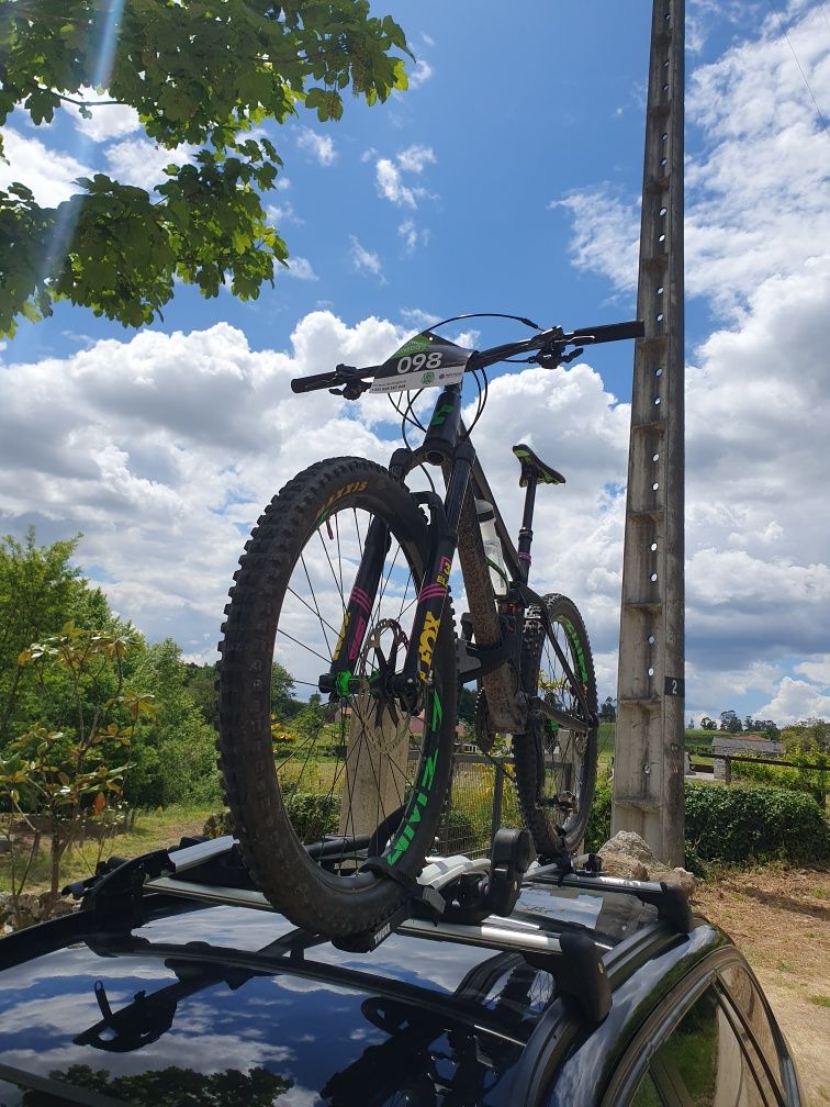 Bicicleta Enduro Cube Stereo 160 HPA SL M 27.5