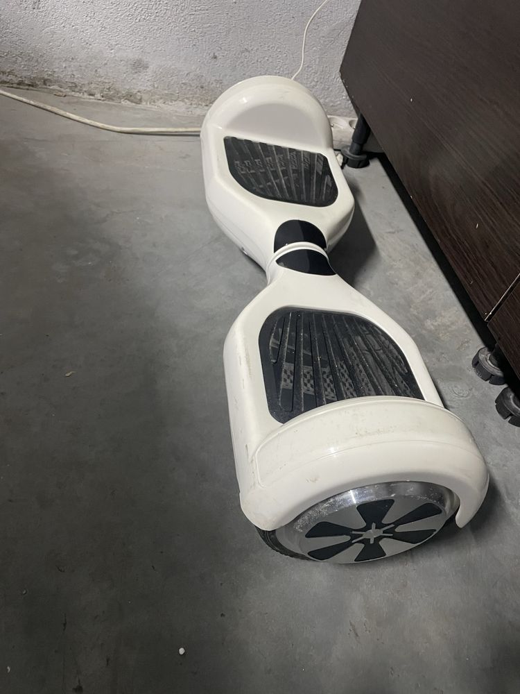 Hulajnoga Hoverboard elektryczny biały – jak nowy, w pudełku