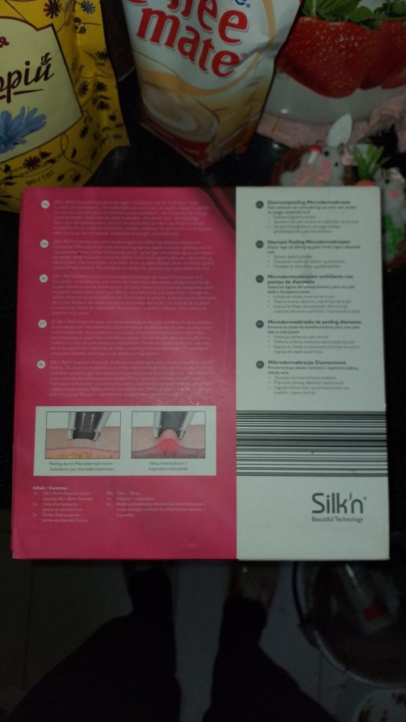 Продам очищающий пристрій для обличчя з ефектом пилінгу.
Revit Silk'n