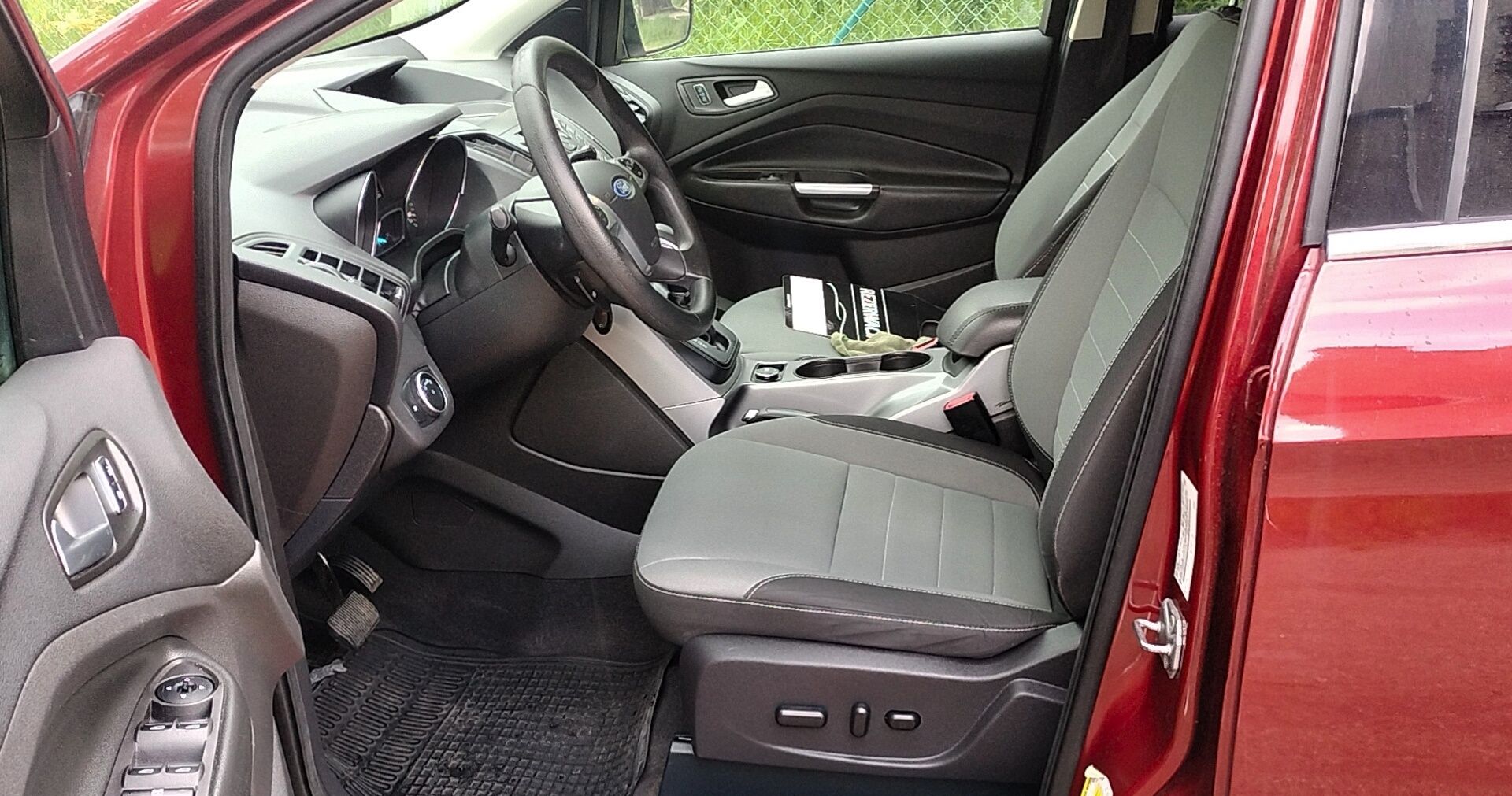Ford Escape Kuga 1,6 benzyna 2016, 4x4 Gwarancja, automat, kamera cofa
