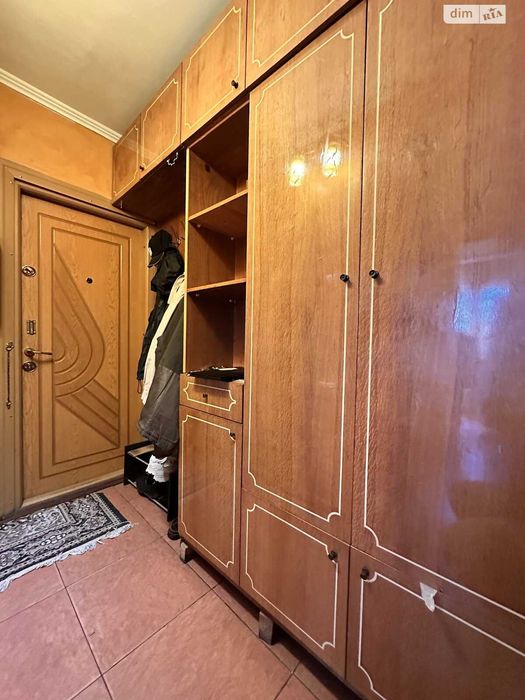 Продаж 3 кімнатної з ао, мікрорайон Сонячний