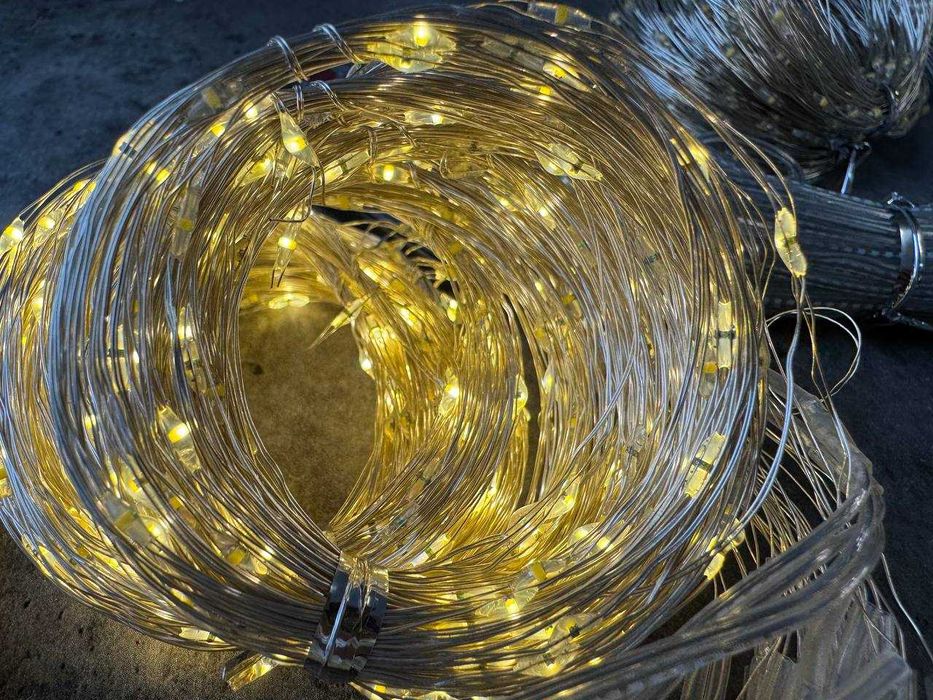 Гірлянда штора на вікно 6*3м , 600 ламп. 8 режимів. Пульт в комплекті