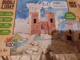 Buduj z cegly Zamek i Strażnica  Brick Trick