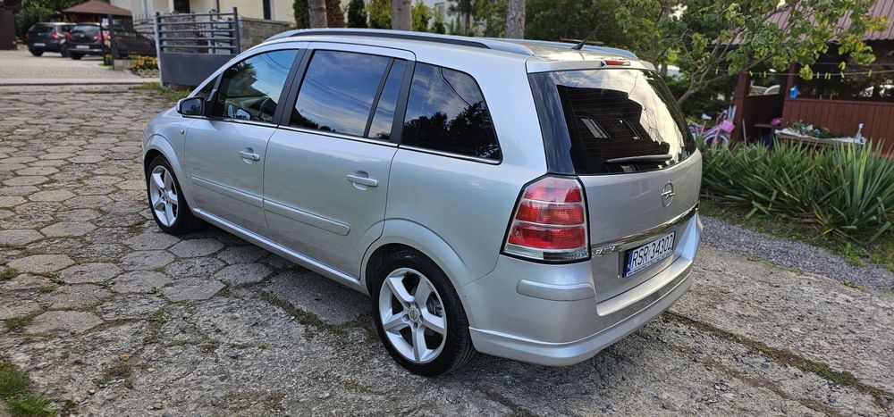 Poszanowana Zafira B 1.8lpg 140km Cosmo! Bez rdzy! Okazja !!