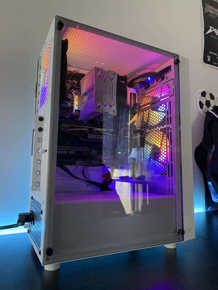 Komputer Gamingowy/ i7 / gtx 1660 super / 24GB ram / windows 11 pro