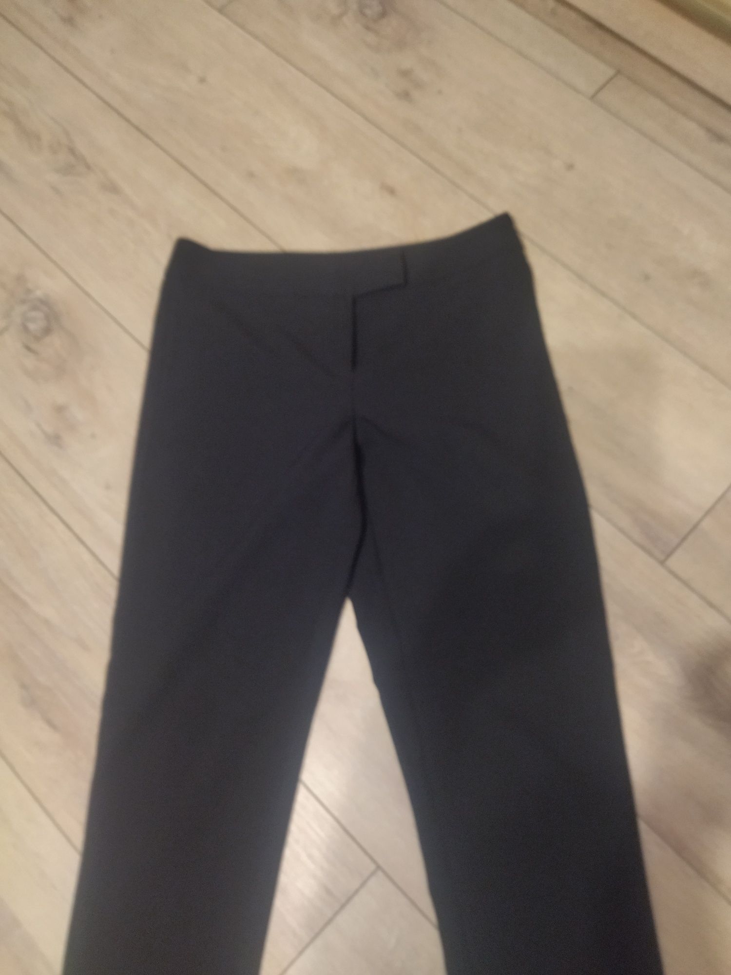 Spodnie czarne George- stan nowe r.38