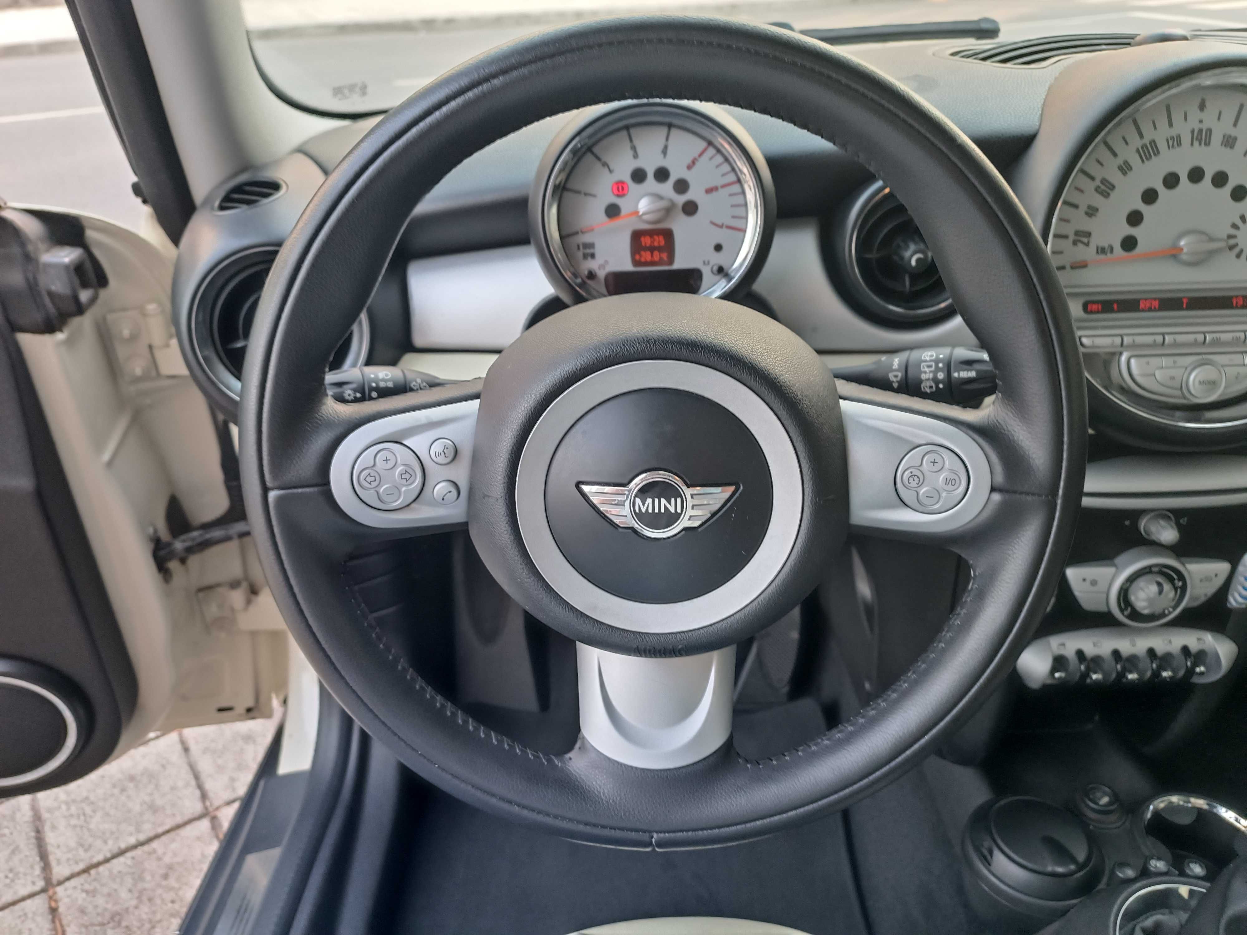 MINI COOPER D 1.6d 110cv psa Nacional