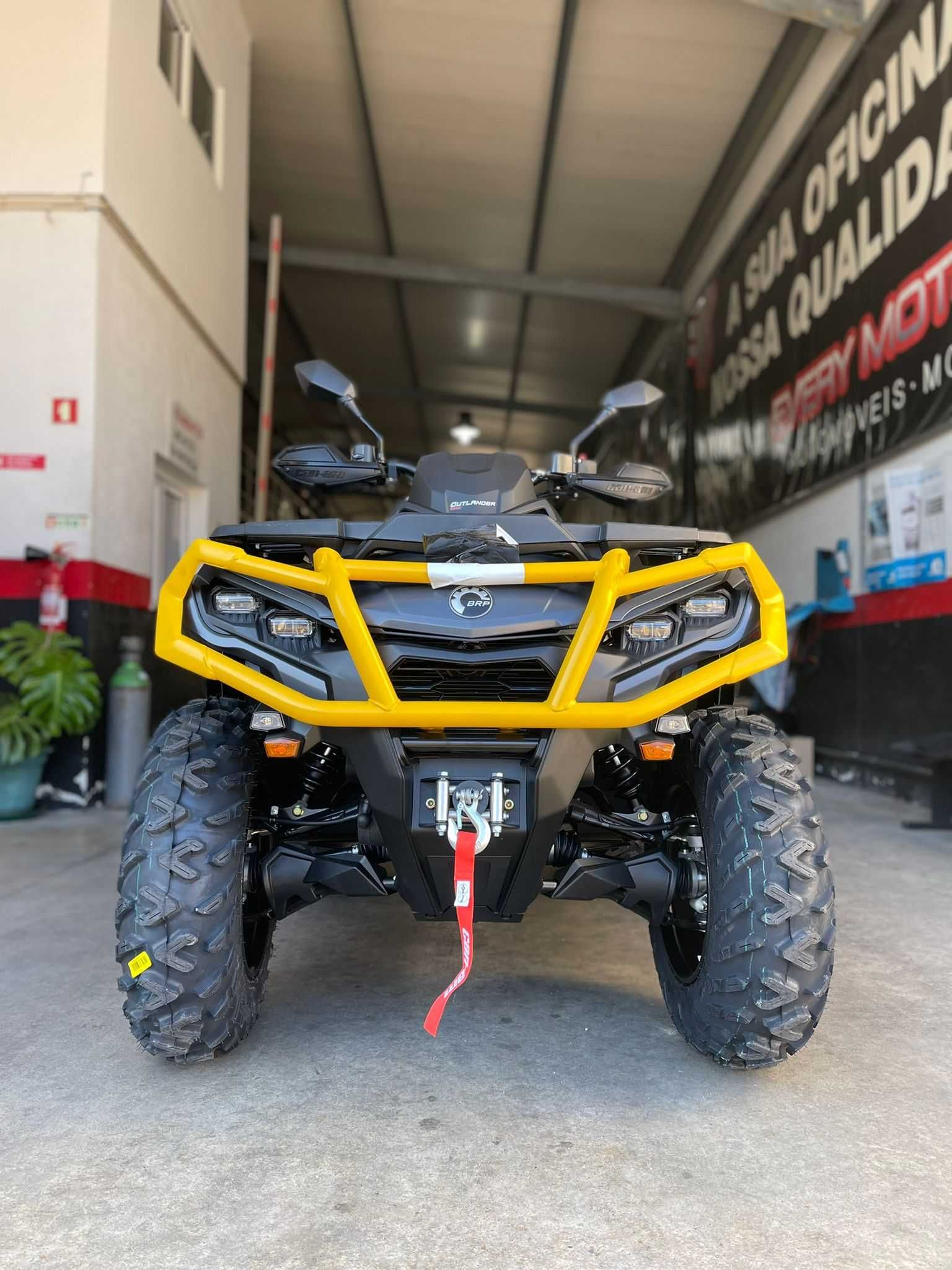 2023 CAN-AM Outlander MAX 1000 XT-P T