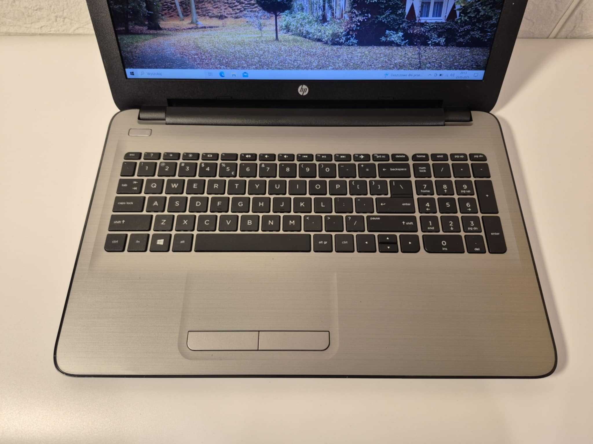 Jak NOWY HP 15 AMD A8 2.2Ghz/8GbDDR/256SSD/Radeon/BateriaNOWA