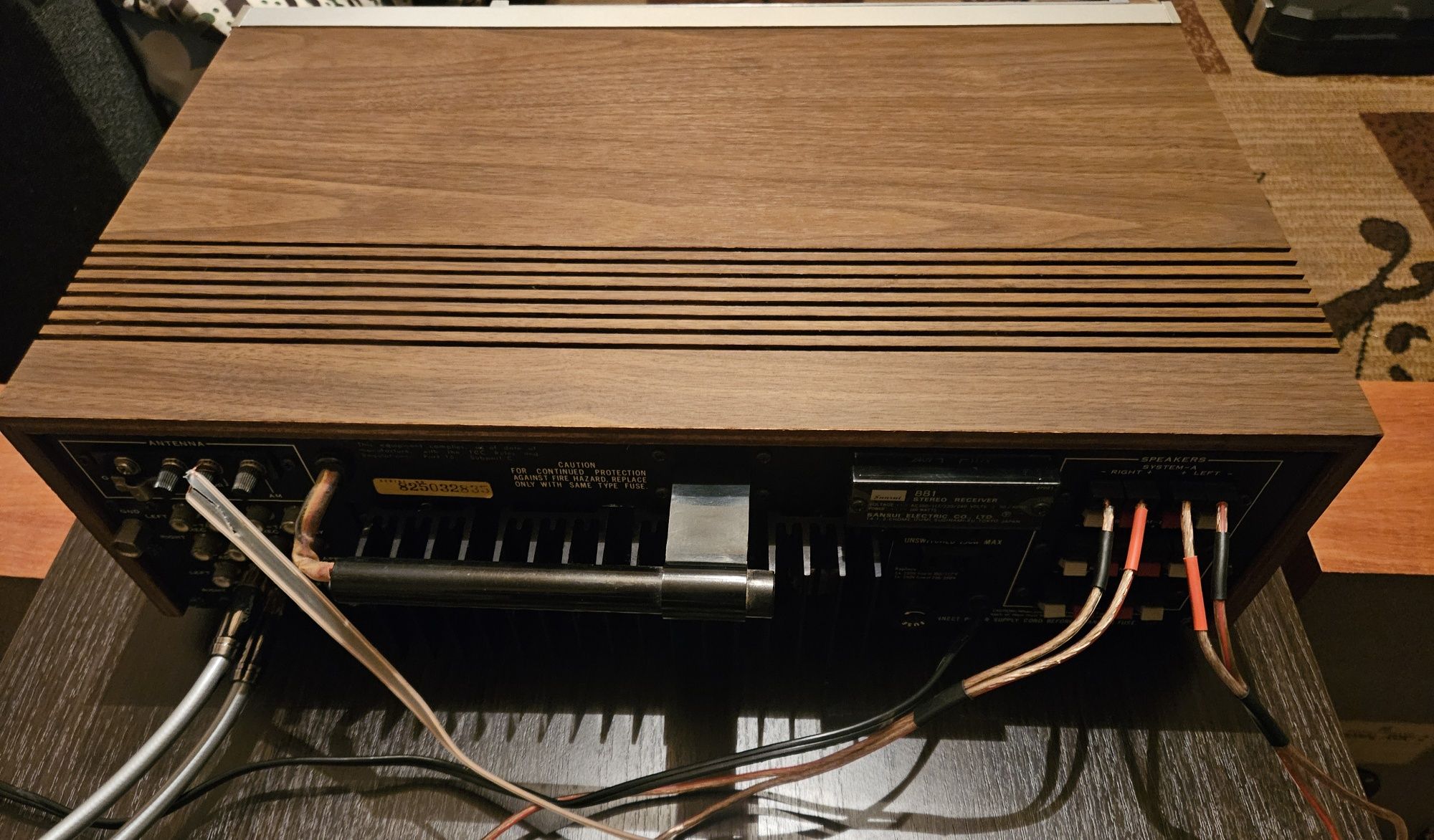 Sansui 881 amplituner