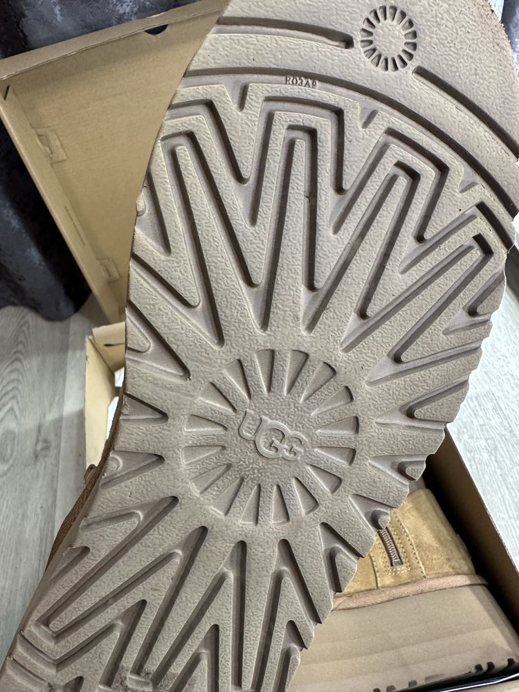 Продам нові угги Ugg  dipper classic 5 см  на платформі нові