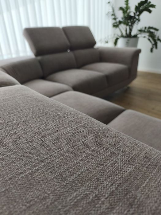 Sofa canto forrado a tecido de qualidade  espumas de alta densidade  p